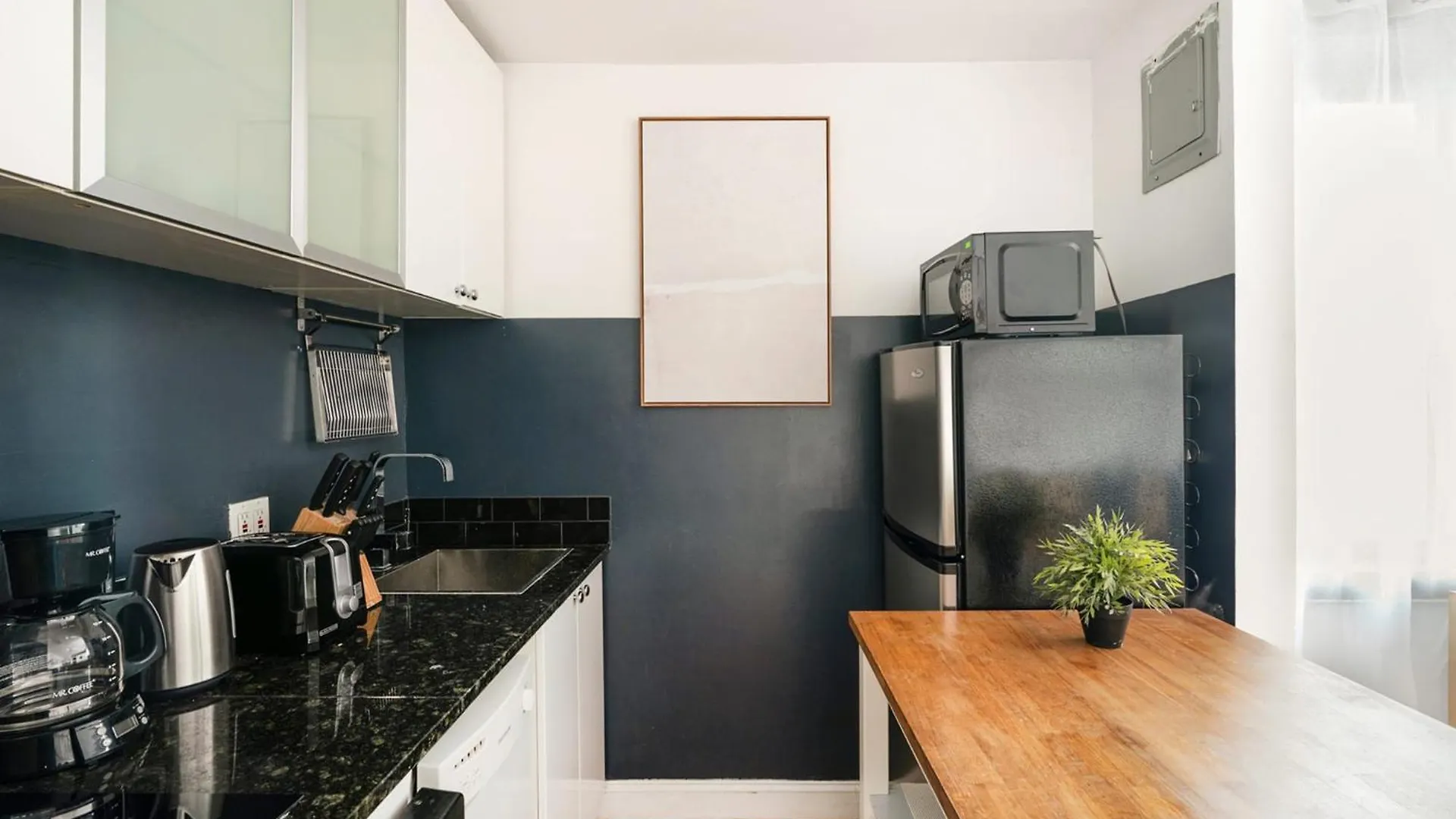 139-3E West Village 1Br Best Value New York Apartment